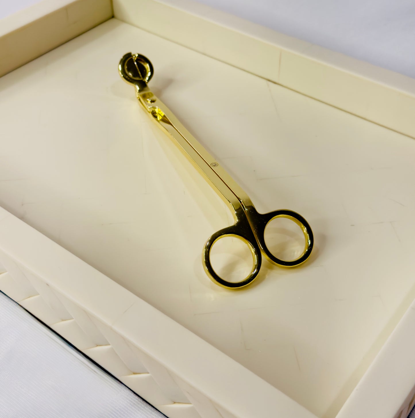 Ultra Luxe Candle Wick Trimmer in Bright Gold